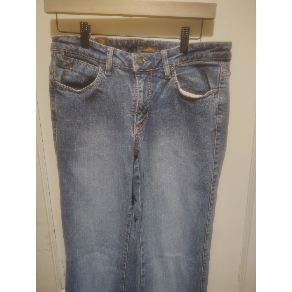 Wrangler Aura Womens Straight Leg Jeans Blue Medium Wash Short Rise 8P WSKH85052 - Picture 3 of 7